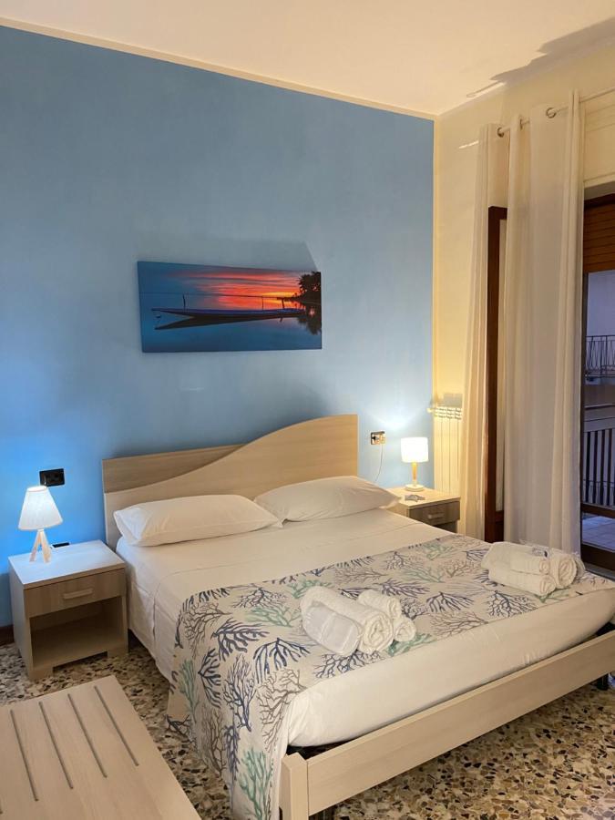 B&B Stella In Centro Salerno Exteriör bild