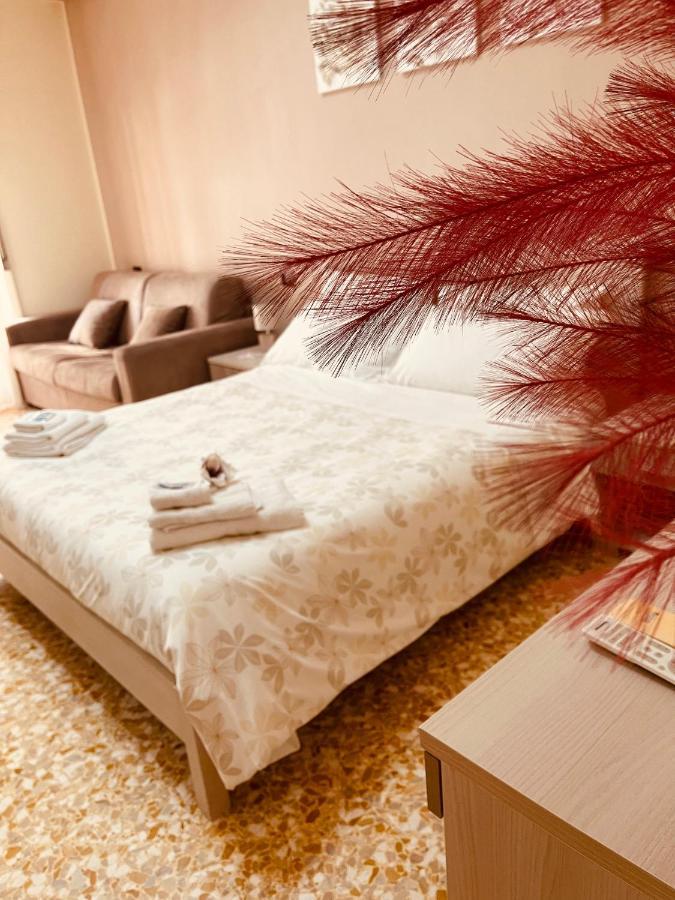 B&B Stella In Centro Salerno Exteriör bild