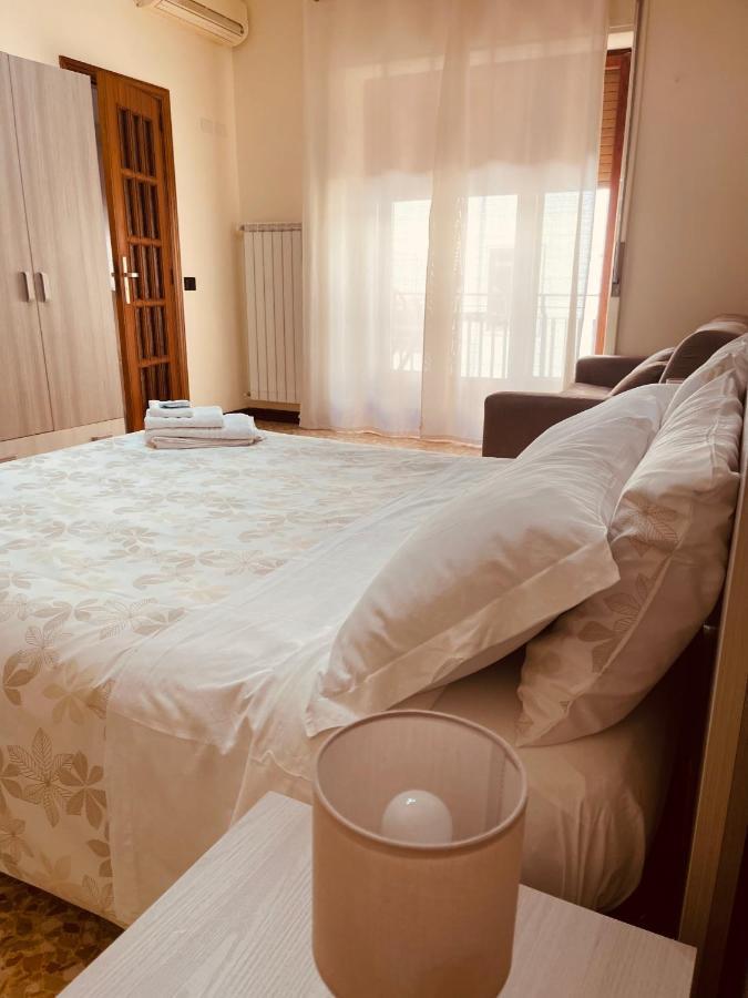 B&B Stella In Centro Salerno Exteriör bild